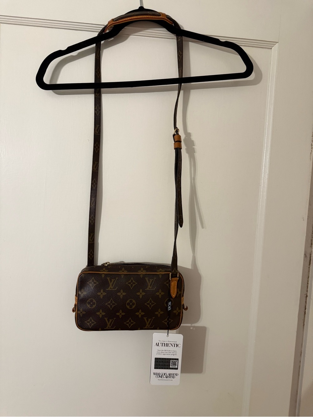Louis Vuitton Monogram Canvas Shoulder Bag - Brown/Gold Trim - Picture 2 of 8
